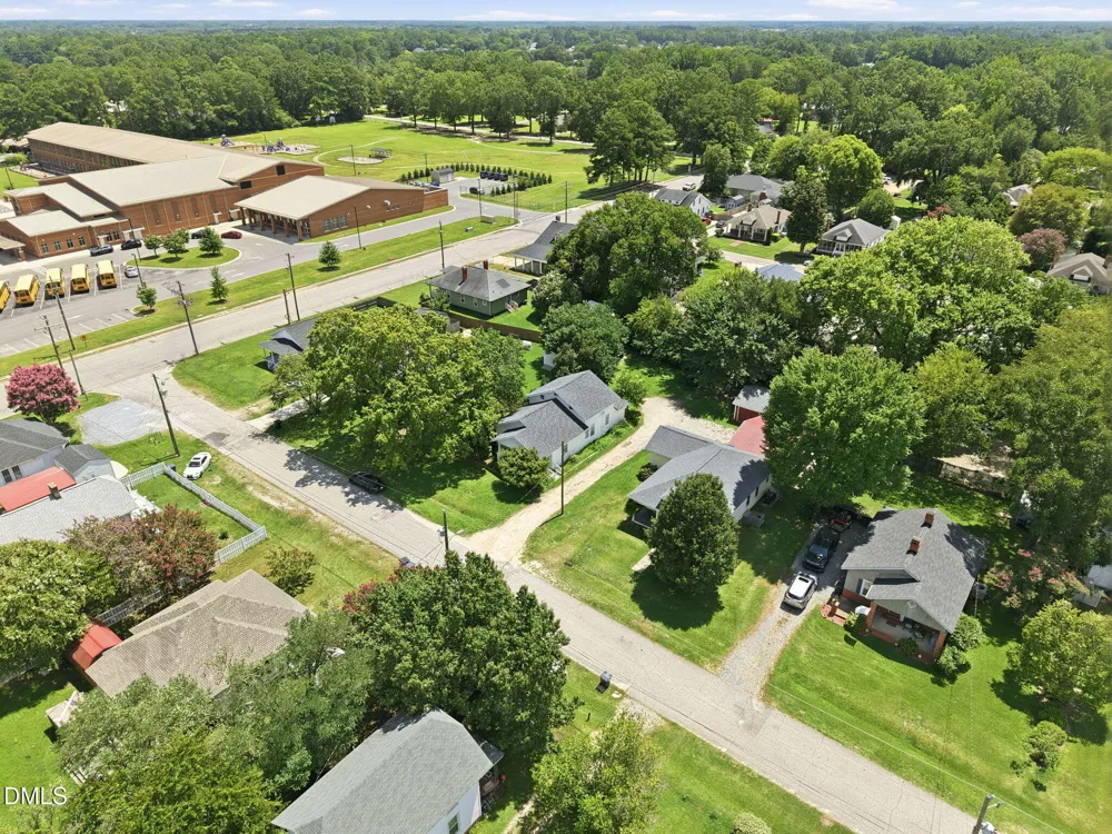 307 E F STREET Erwin, NC 28339