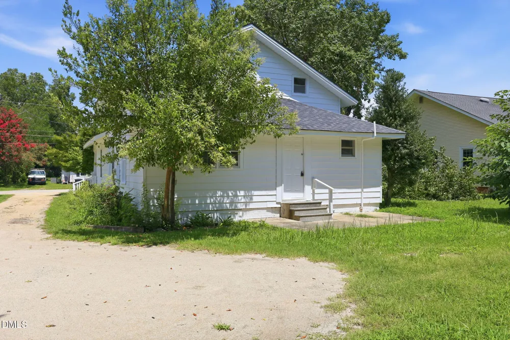 307 E F STREET Erwin, NC 28339