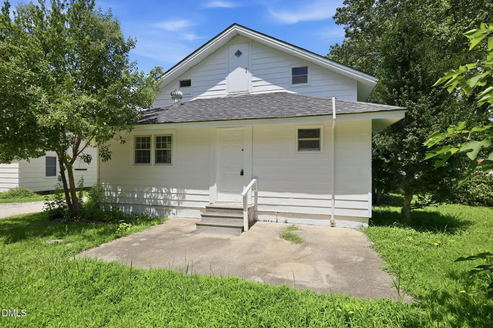 307 E F STREET Erwin, NC 28339