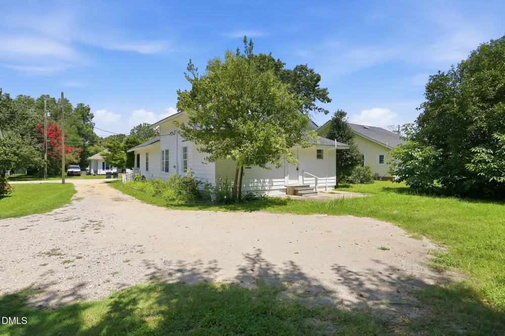 307 E F STREET Erwin, NC 28339