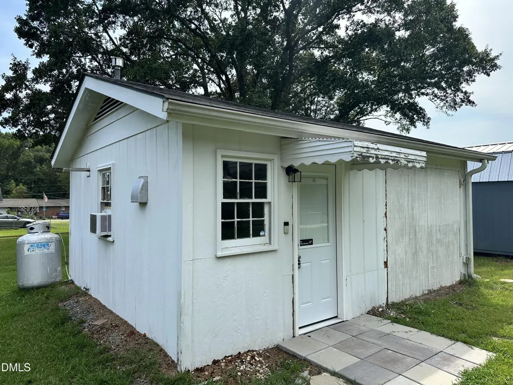 205 Cloverdale Drive Smithfield, NC 27577