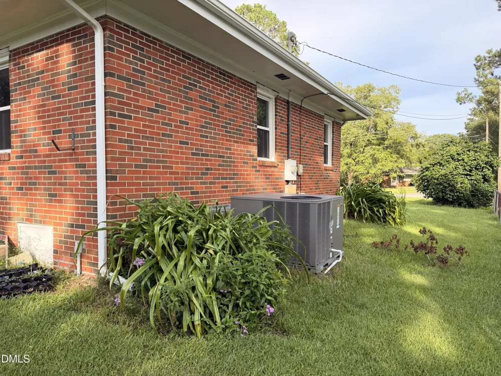 205 Cloverdale Drive Smithfield, NC 27577