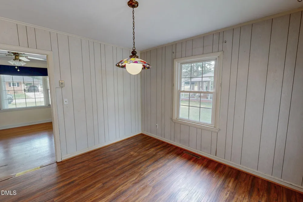 907 Frank Street Roxboro, NC 27573