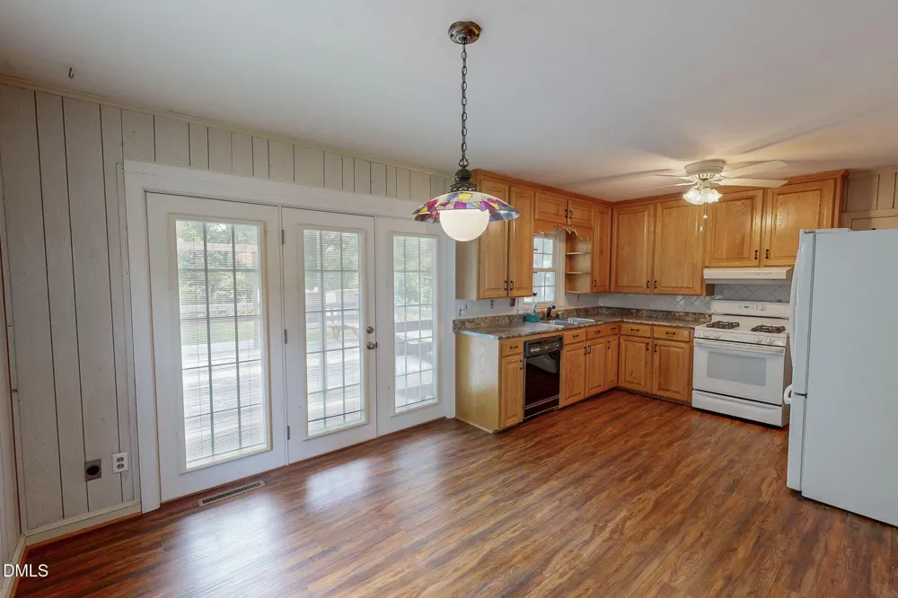 907 Frank Street Roxboro, NC 27573