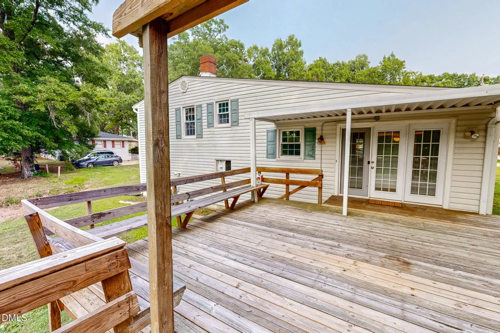907 Frank Street Roxboro, NC 27573