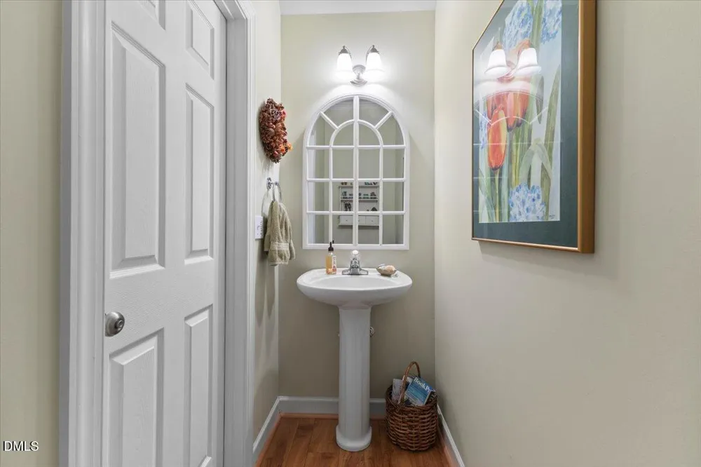 153 Summit Oaks Lane Holly Springs, NC 27540