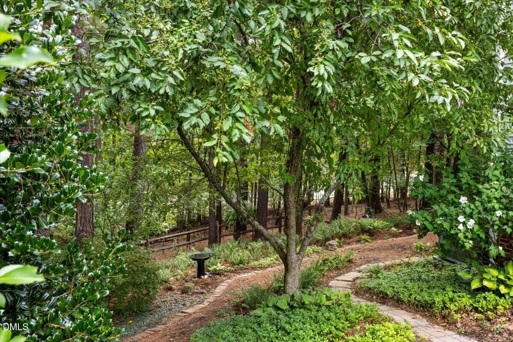 153 Summit Oaks Lane Holly Springs, NC 27540
