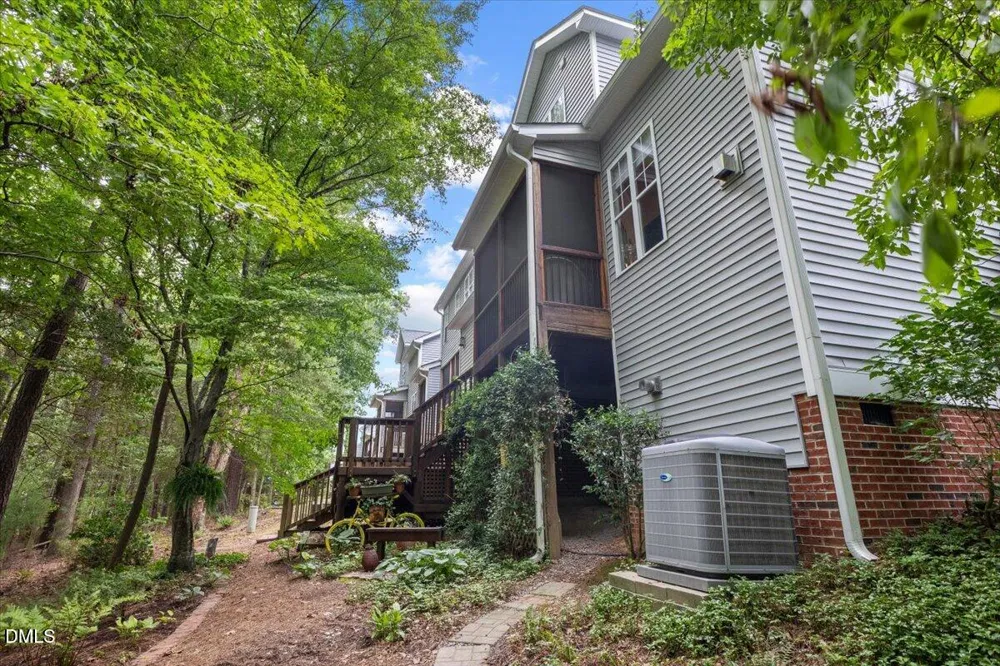 153 Summit Oaks Lane Holly Springs, NC 27540