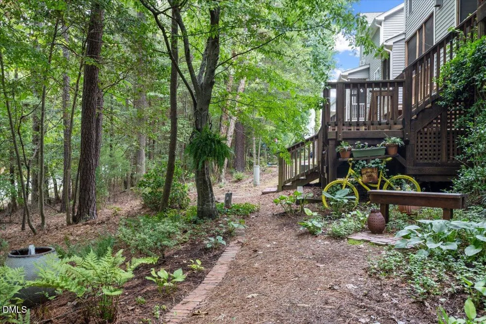 153 Summit Oaks Lane Holly Springs, NC 27540