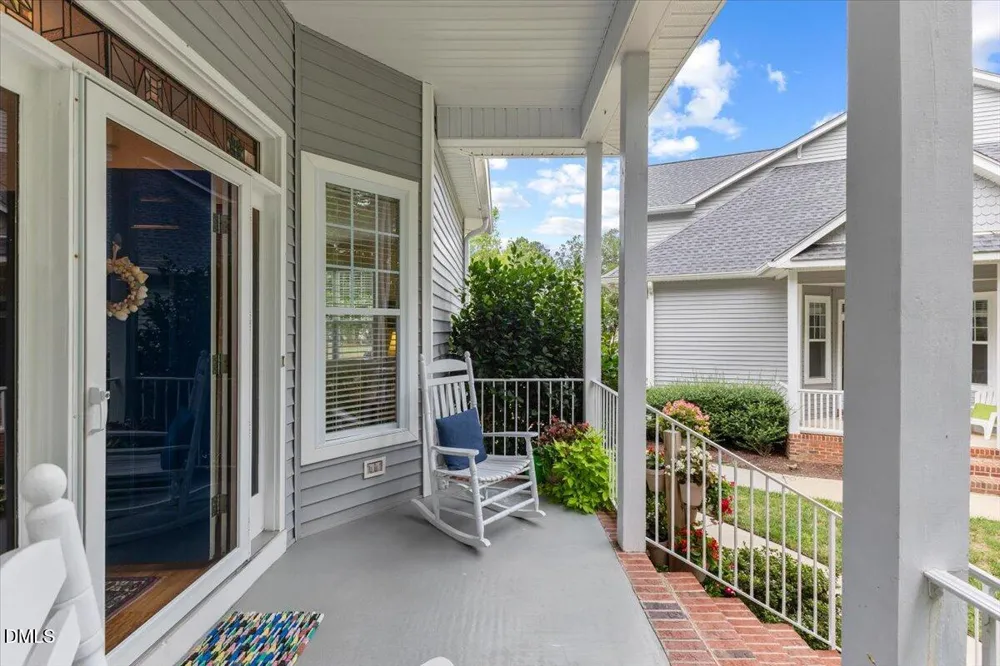 153 Summit Oaks Lane Holly Springs, NC 27540