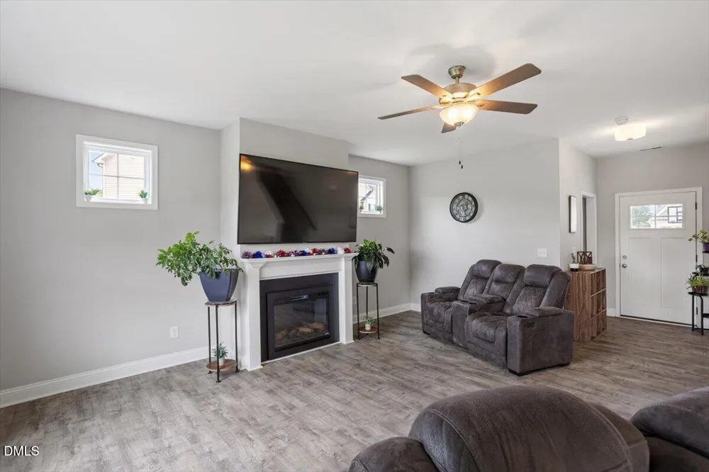 155 Colby Farm Drive Kenly, NC 27542