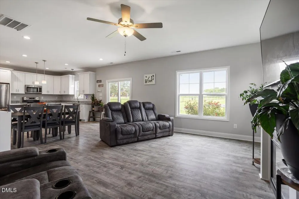 155 Colby Farm Drive Kenly, NC 27542