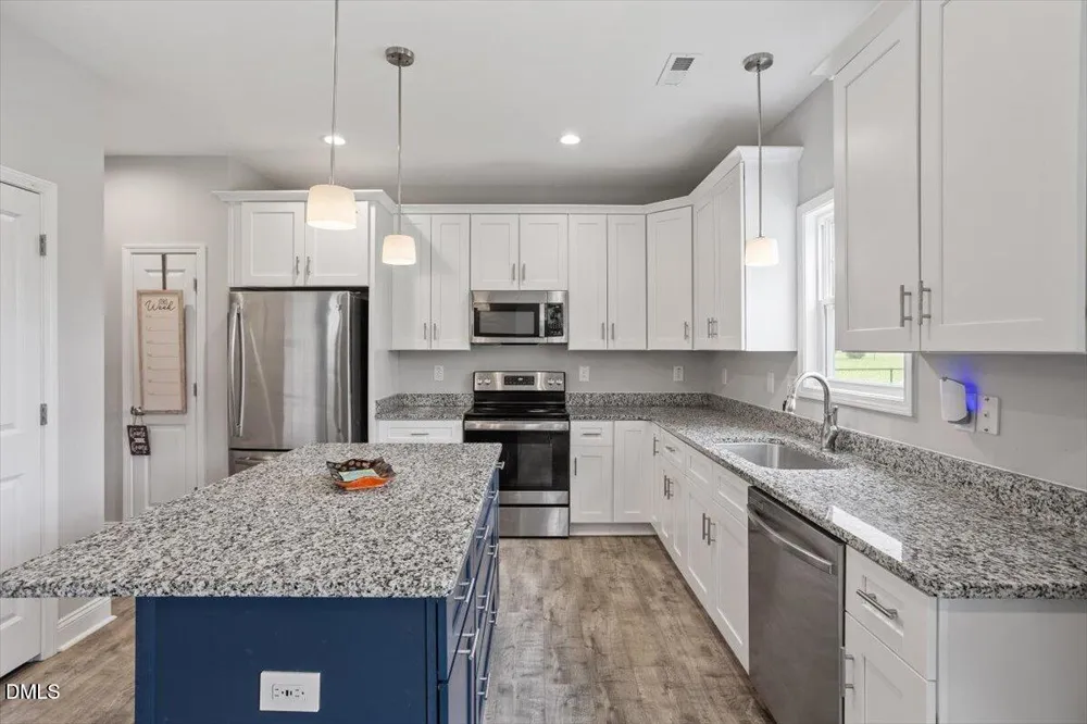 155 Colby Farm Drive Kenly, NC 27542