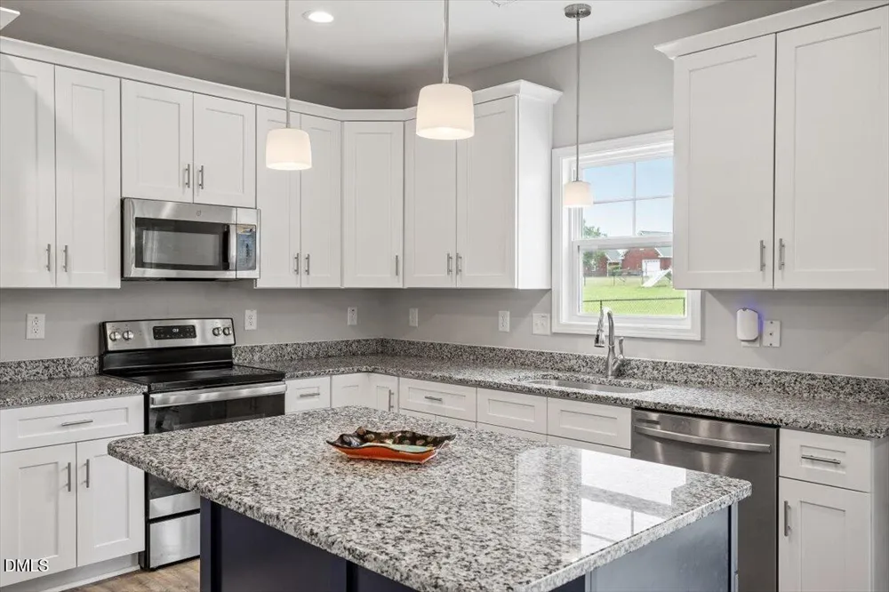 155 Colby Farm Drive Kenly, NC 27542