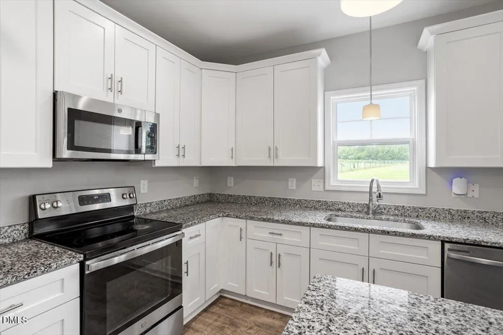 155 Colby Farm Drive Kenly, NC 27542