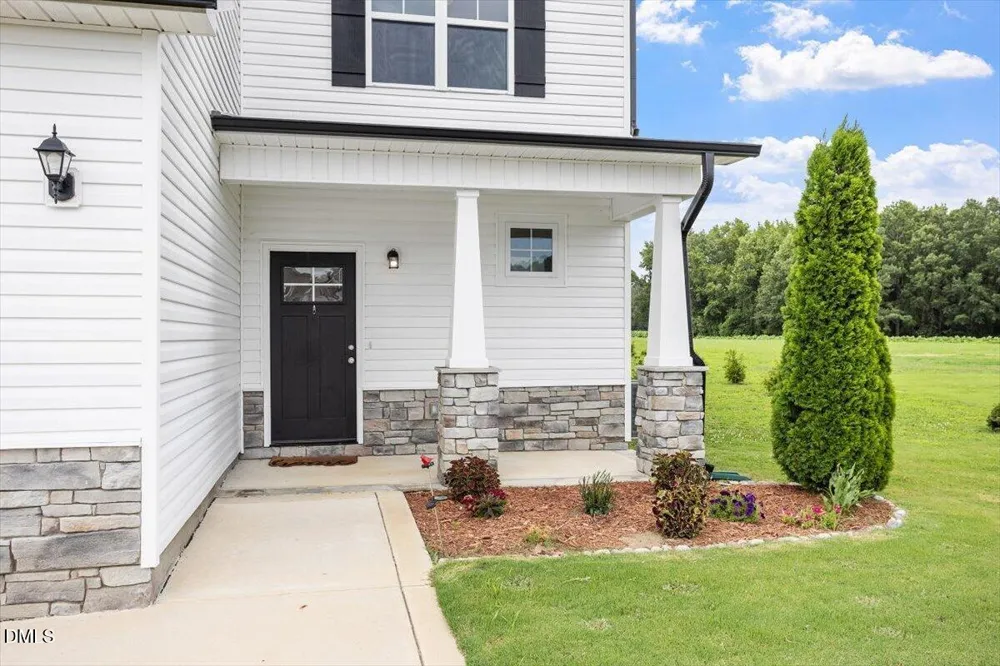 155 Colby Farm Drive Kenly, NC 27542
