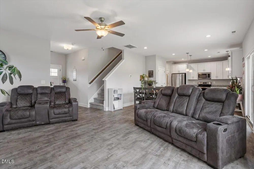 155 Colby Farm Drive Kenly, NC 27542