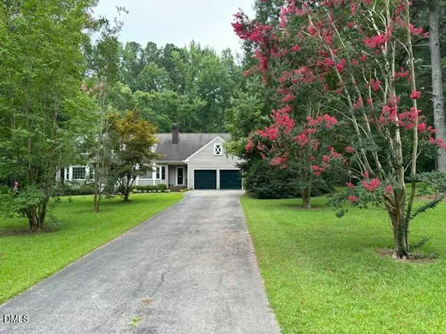 10608 Lake Place Zebulon, NC 27597