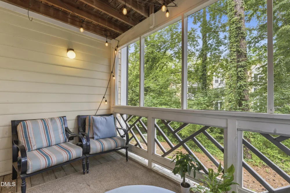 1006 Kingswood Drive #J Chapel Hill, NC 27517