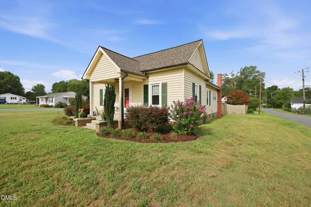 319 Apple Street Gibsonville, NC 27249