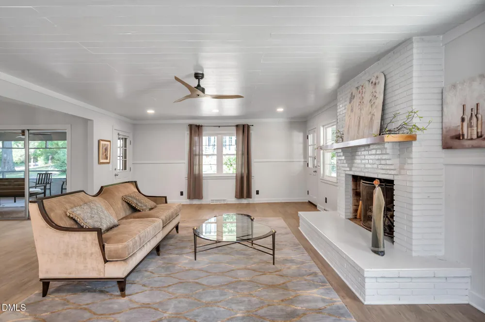 316 Hillsboro Street Pittsboro, NC 27312