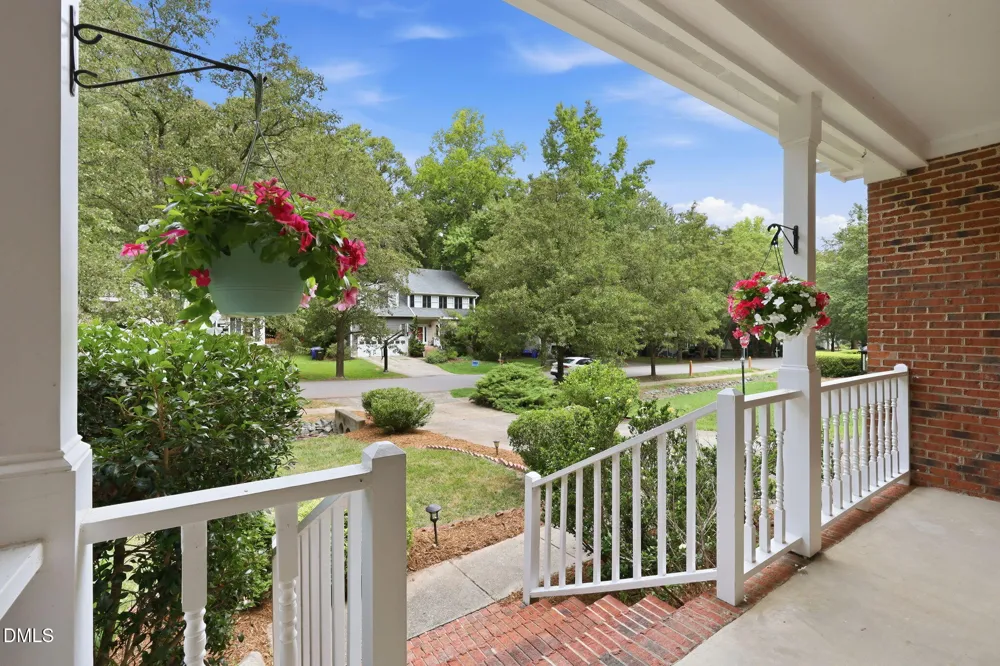 102 Robert Hunt Drive Carrboro, NC 27510