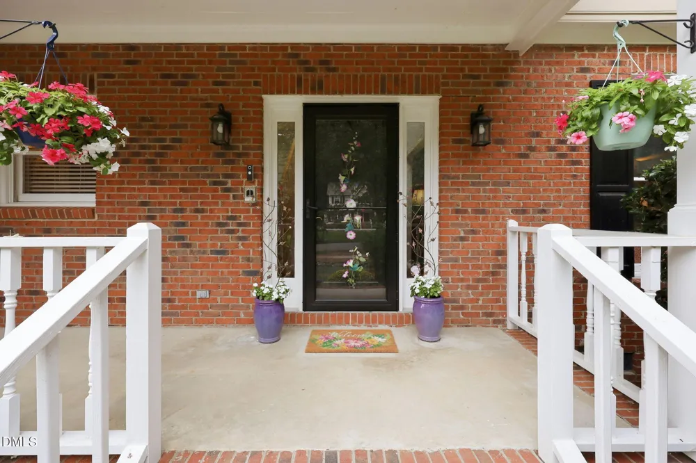 102 Robert Hunt Drive Carrboro, NC 27510