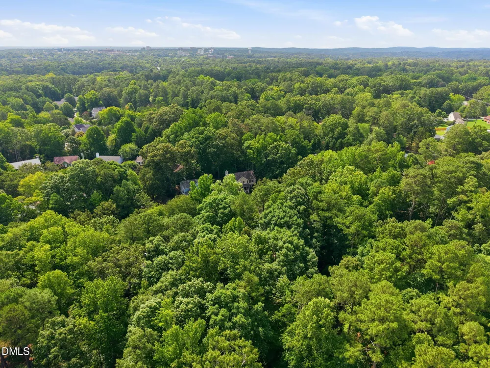102 Robert Hunt Drive Carrboro, NC 27510