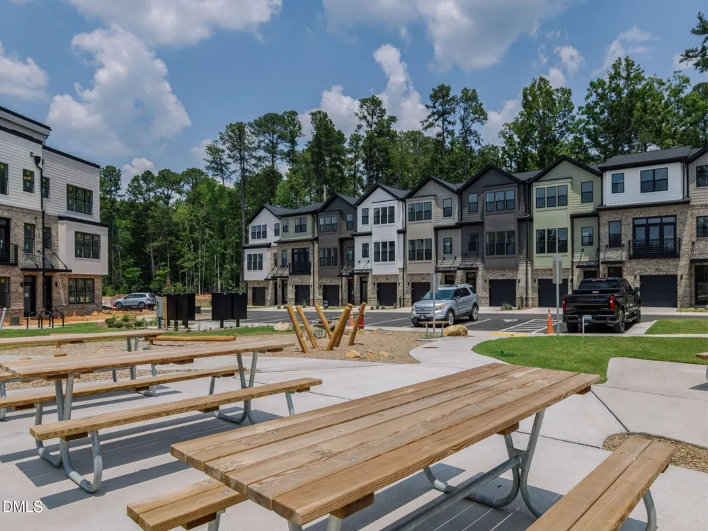 1204 Redwood Road Chapel Hill, NC 27514