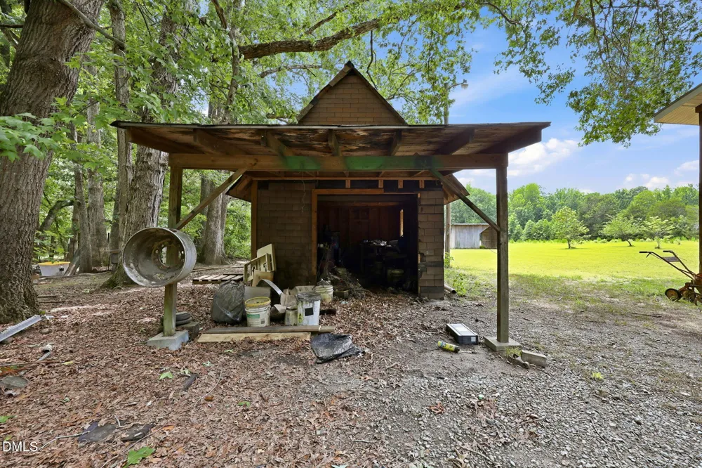 4222 Harmony Church Road Efland, NC 27243