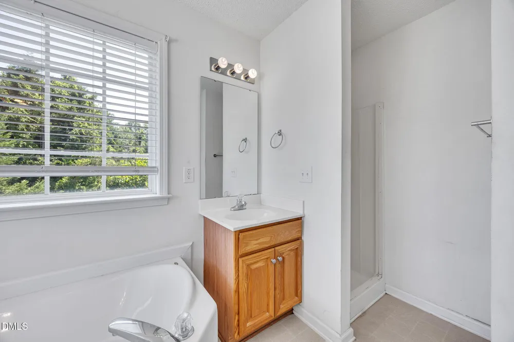 2252 Rowland Pond Drive Willow Springs, NC 27592