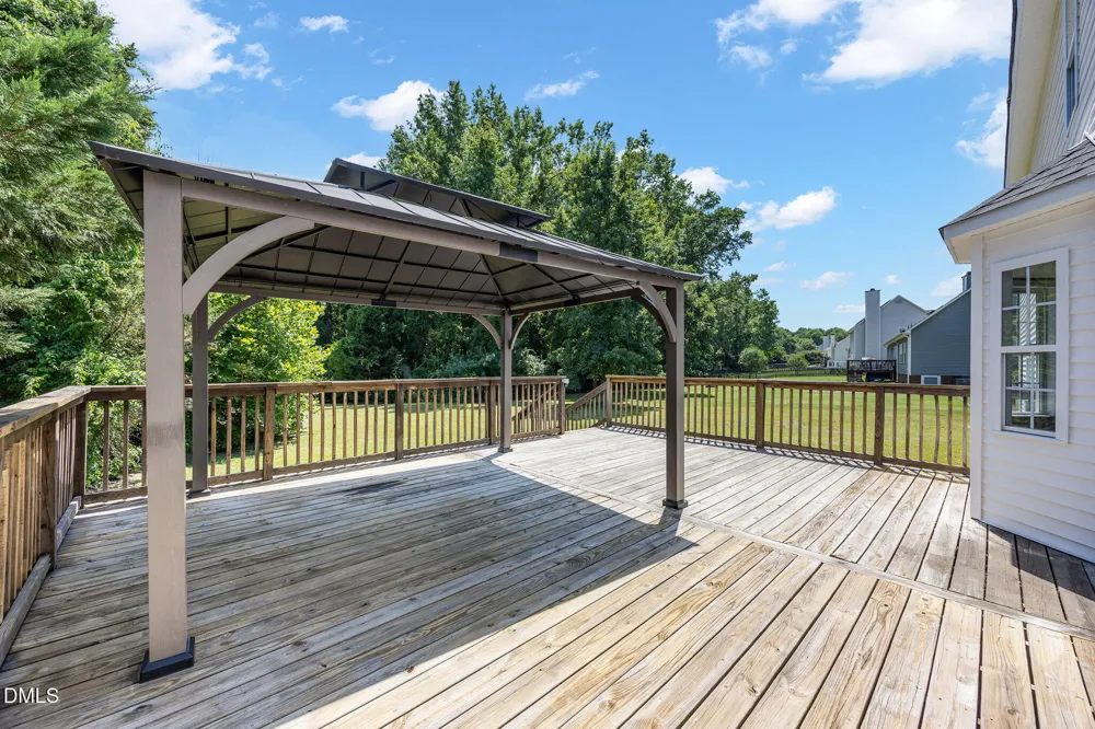 2252 Rowland Pond Drive Willow Springs, NC 27592