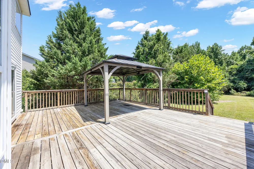 2252 Rowland Pond Drive Willow Springs, NC 27592