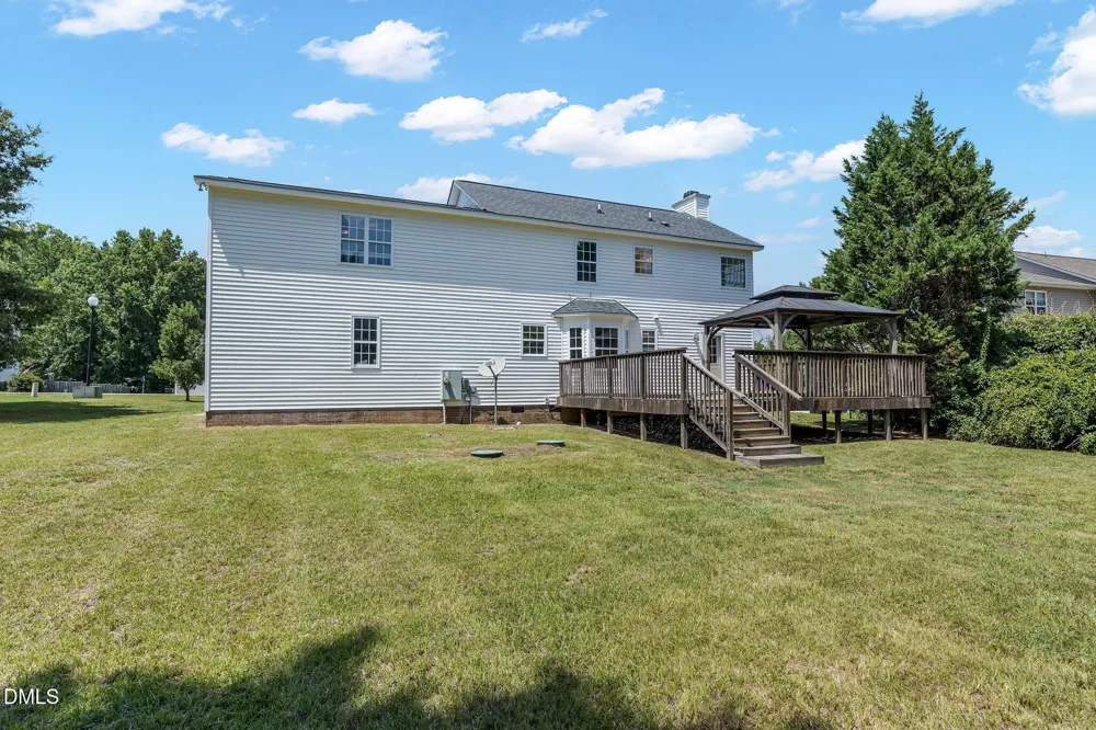2252 Rowland Pond Drive Willow Springs, NC 27592