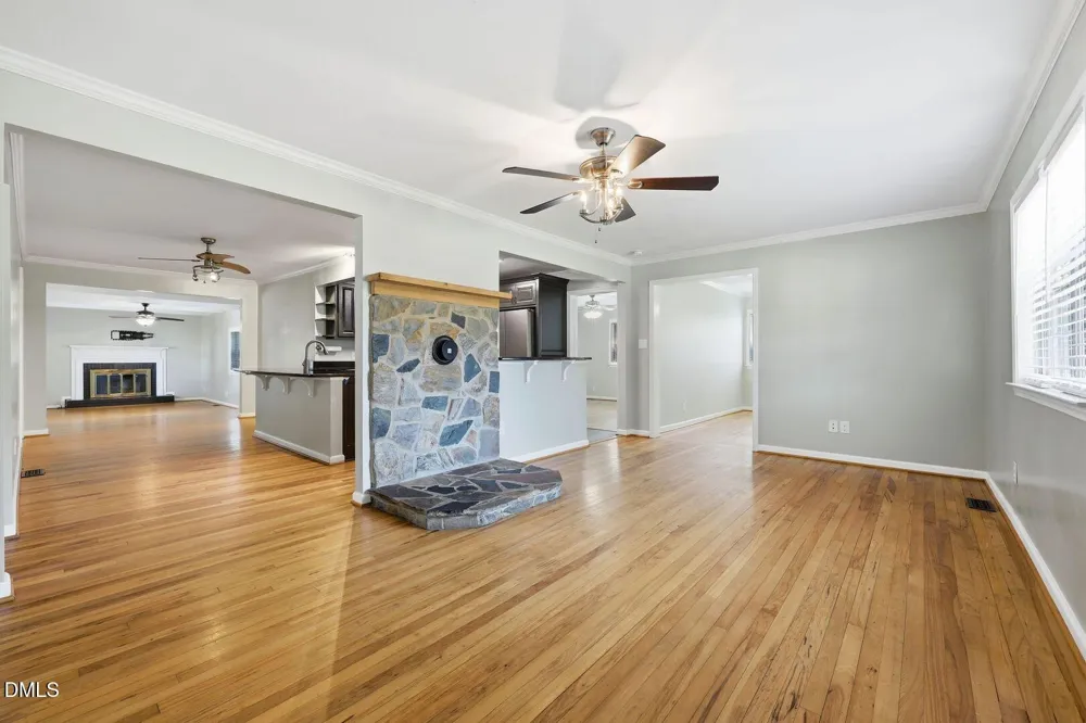 301 9th Erwin, NC 28339
