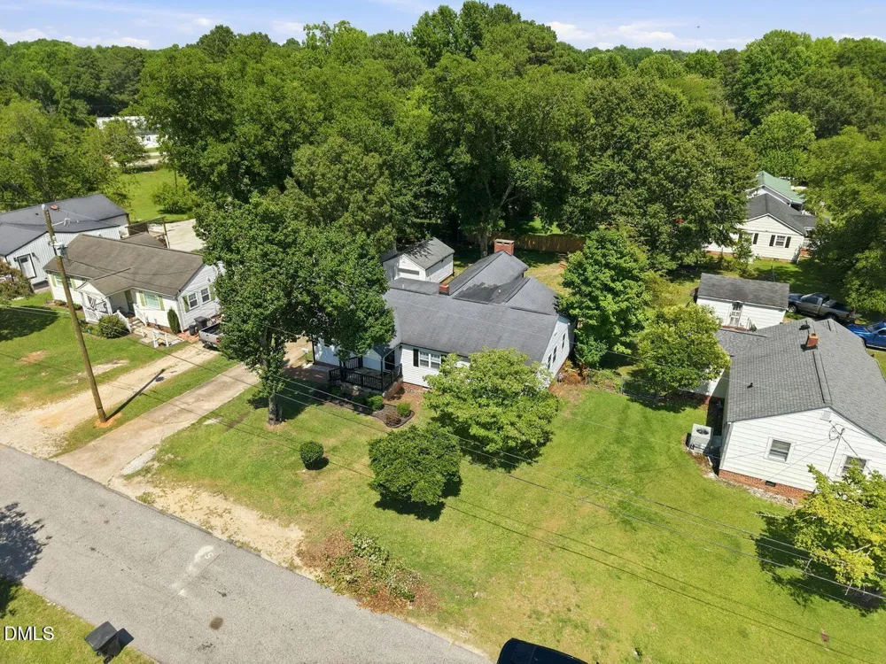 301 9th Erwin, NC 28339