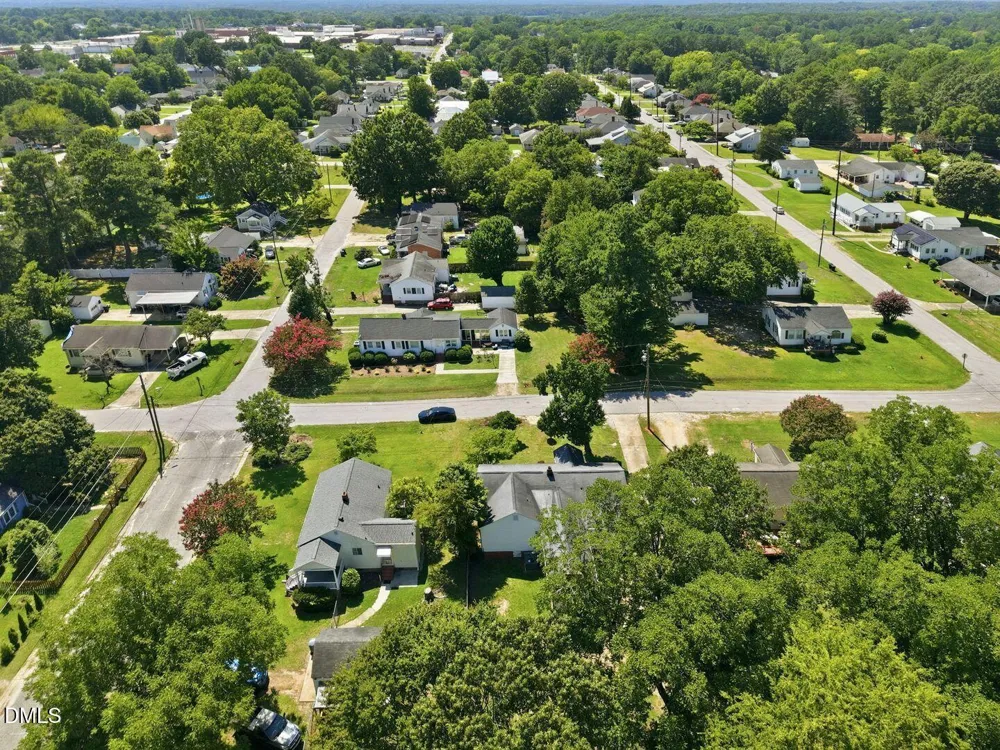 301 9th Erwin, NC 28339