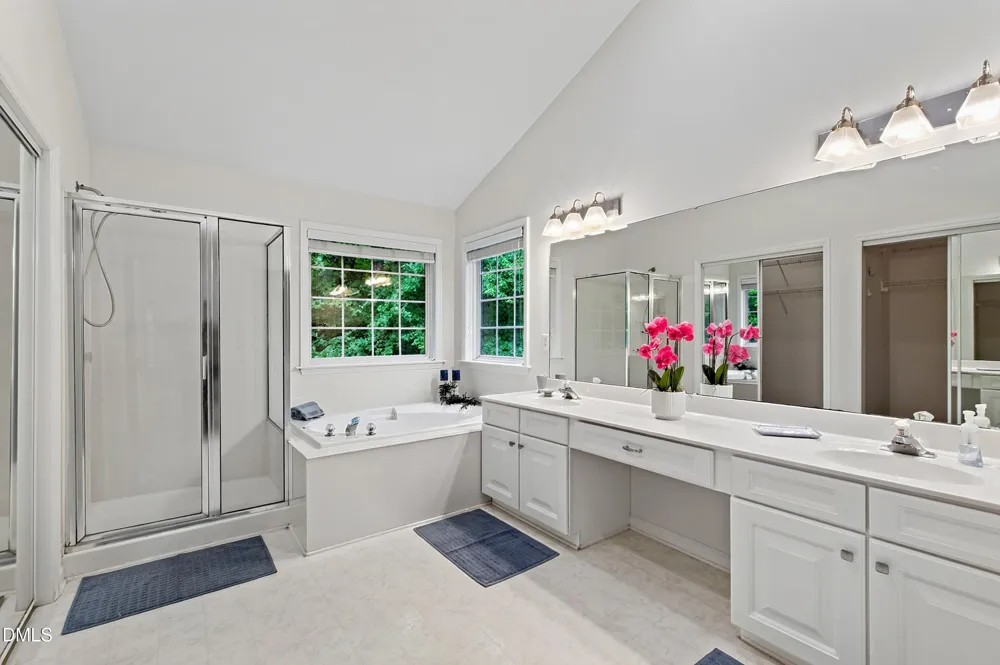 711 Hardscrabble Drive Hillsborough, NC 27278