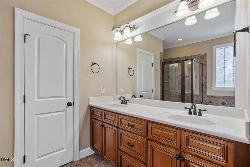 1220 Fanning Drive Wake Forest, NC 27587