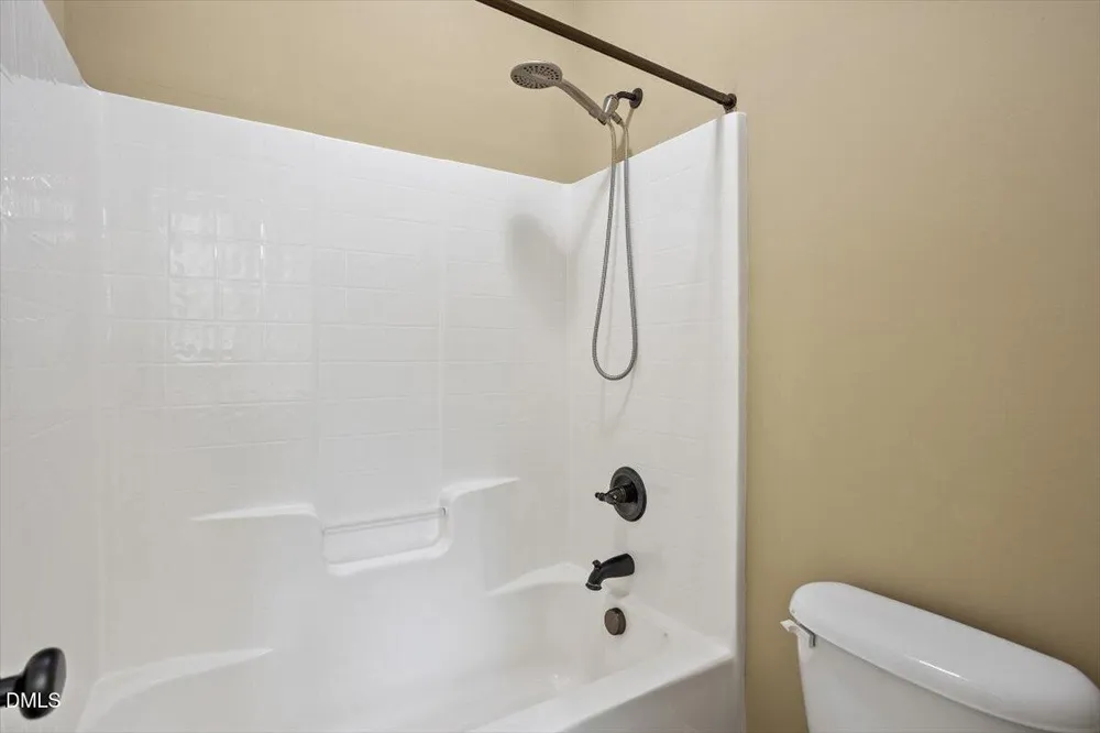 1220 Fanning Drive Wake Forest, NC 27587