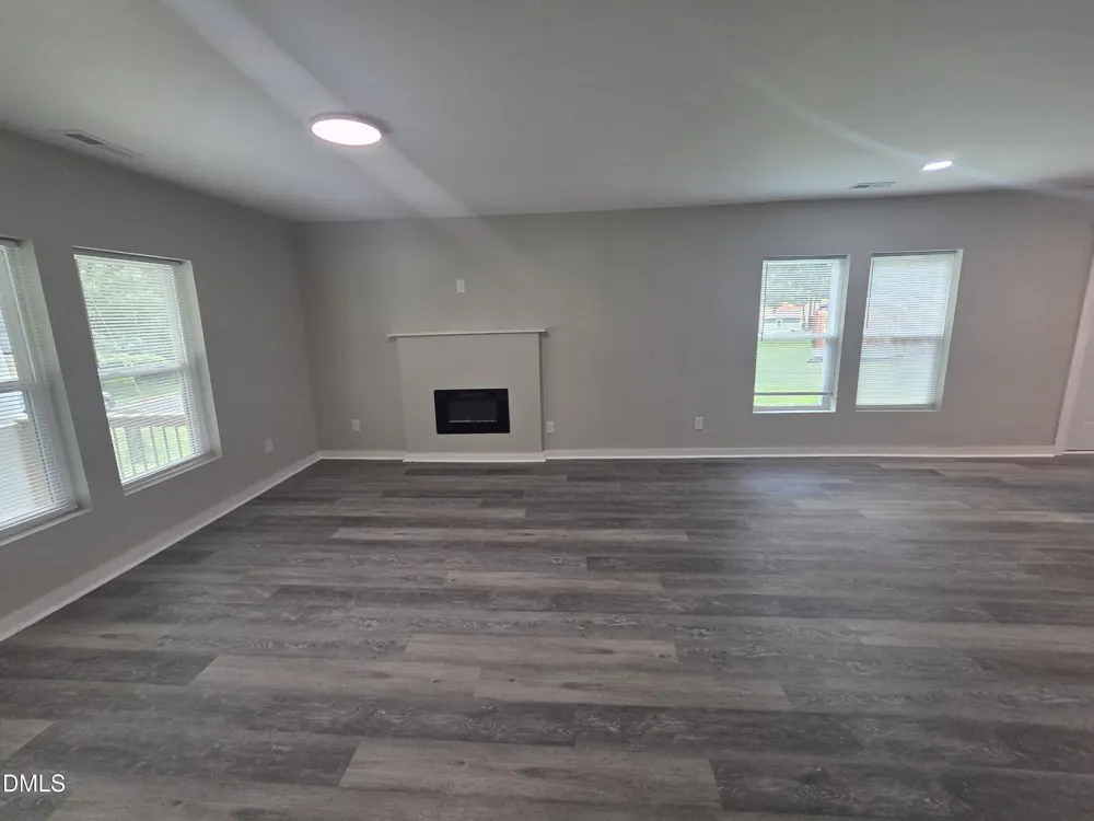 523 E Nelson Avenue Wake Forest, NC 27587