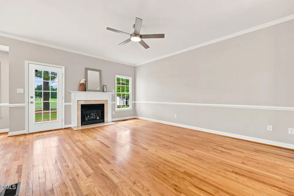 90 Fred Mcleod Lane Coats, NC 27521