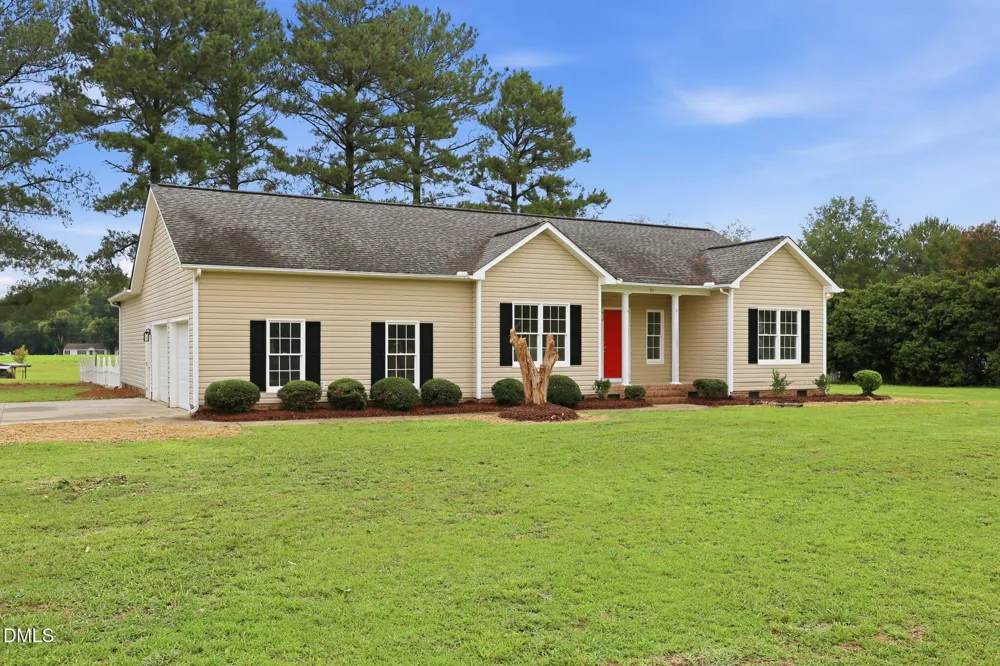 90 Fred Mcleod Lane Coats, NC 27521