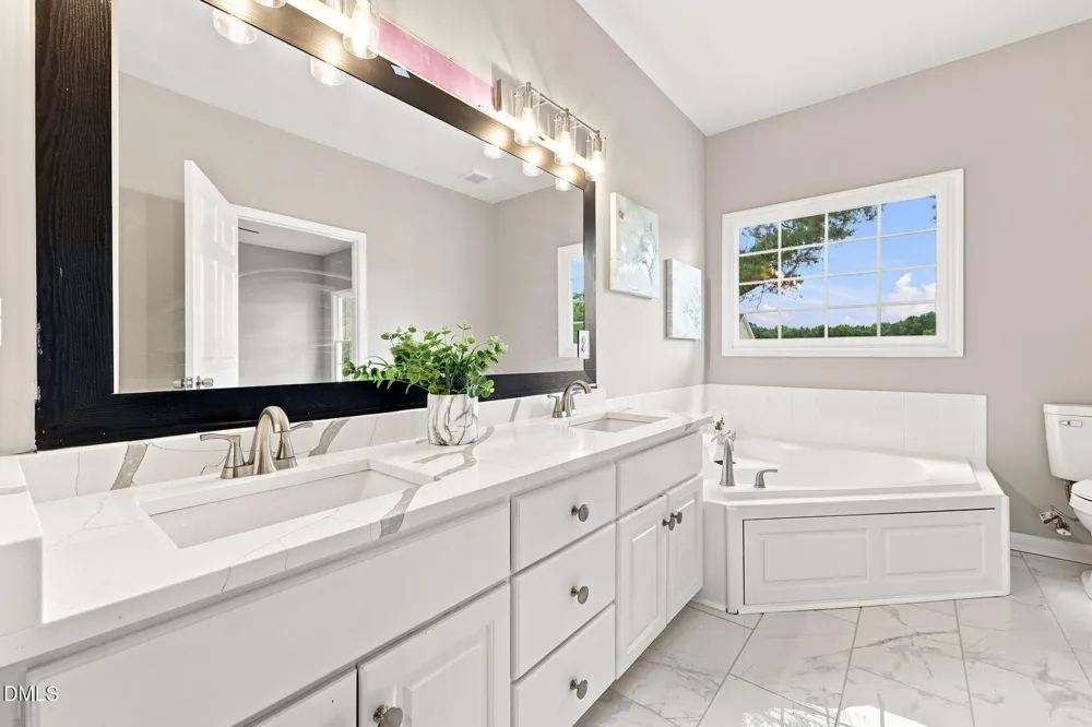 90 Fred Mcleod Lane Coats, NC 27521