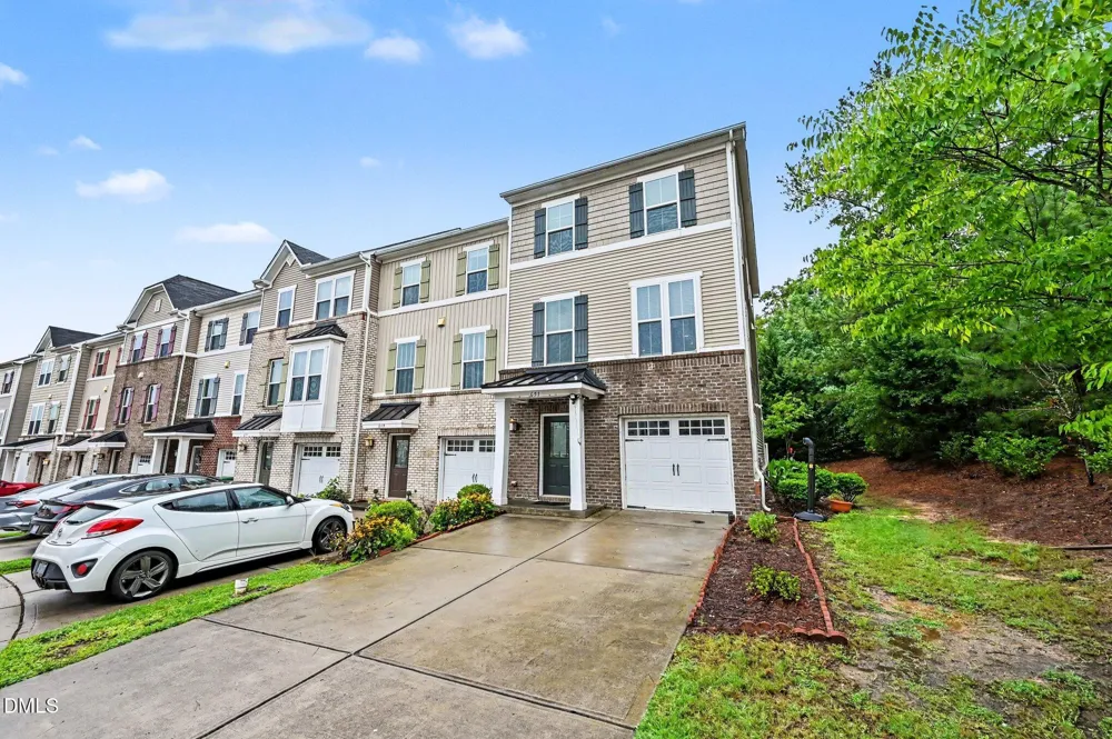 651 Berry Chase Way Cary, NC 27519