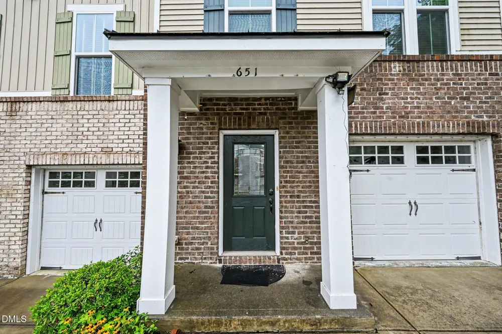 651 Berry Chase Way Cary, NC 27519