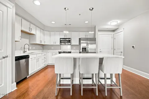 222 Glenwood Avenue #501