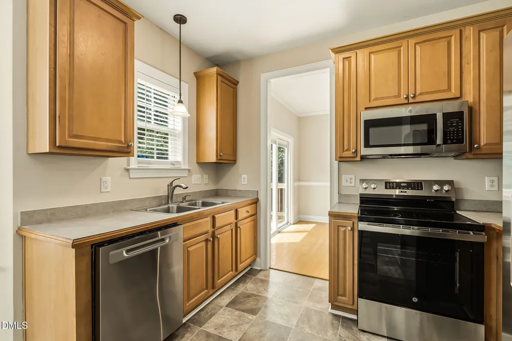 30 Fern Court Louisburg, NC 27549