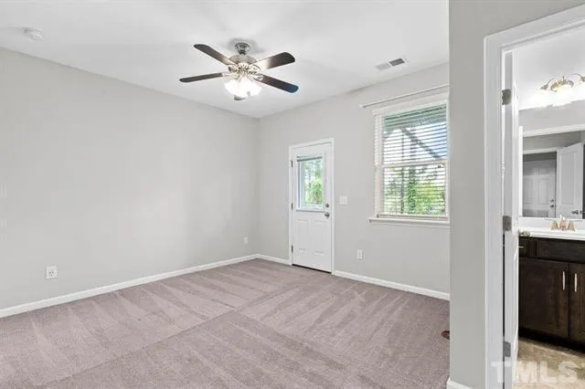 2223 Chattering Lory Lane Apex, NC 27502