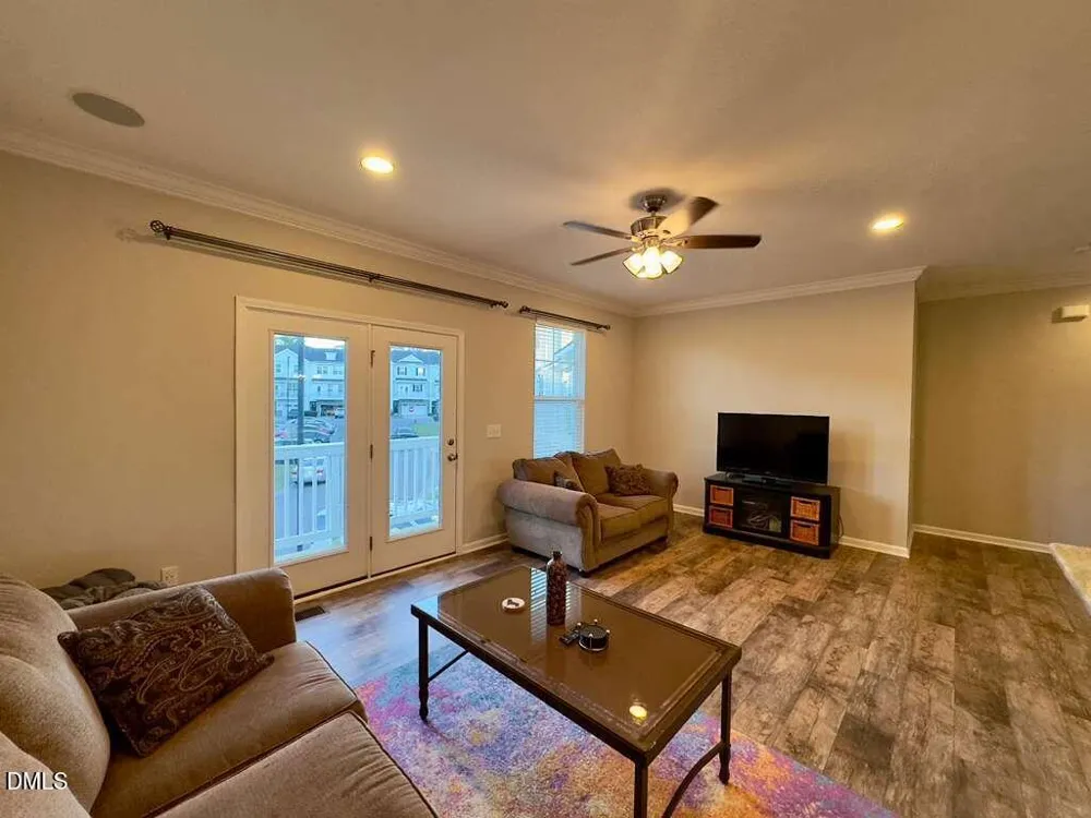 2223 Chattering Lory Lane Apex, NC 27502